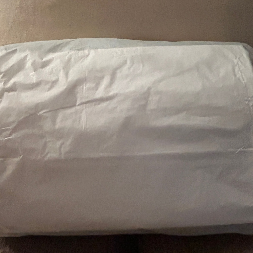 Kurt Geiger London Mini Brixton Drench Leather Shoulder Bag - Picture 10 of 11